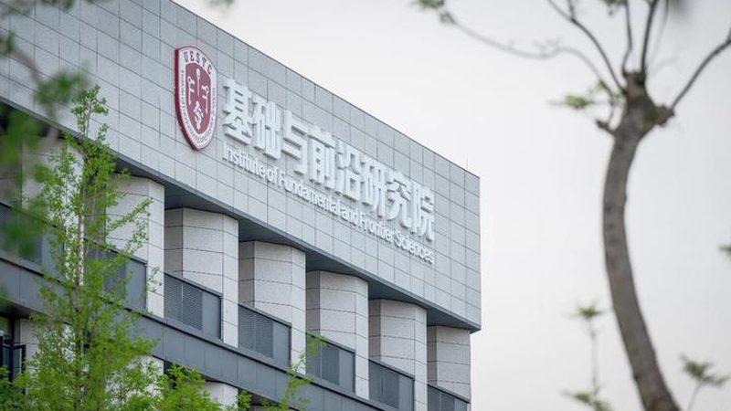 高难度PCB打板：揭秘价格背后的技术奥秘